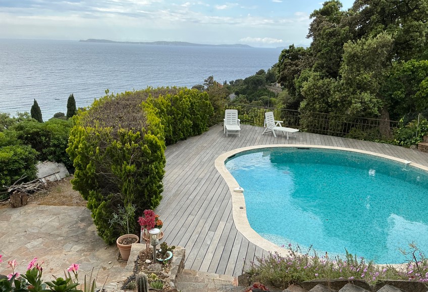 Maîtrise d’oeuvre d’exécution dans le cadre de la rénovation d’une piscine au Rayol Canadel-sur-mer